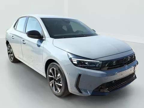 Opel Corsa 100 GS Zéro km immatriculé