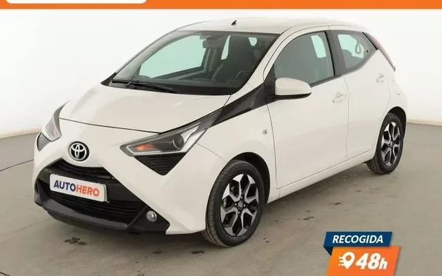 TOYOTA Aygo 1.0 X-Cite