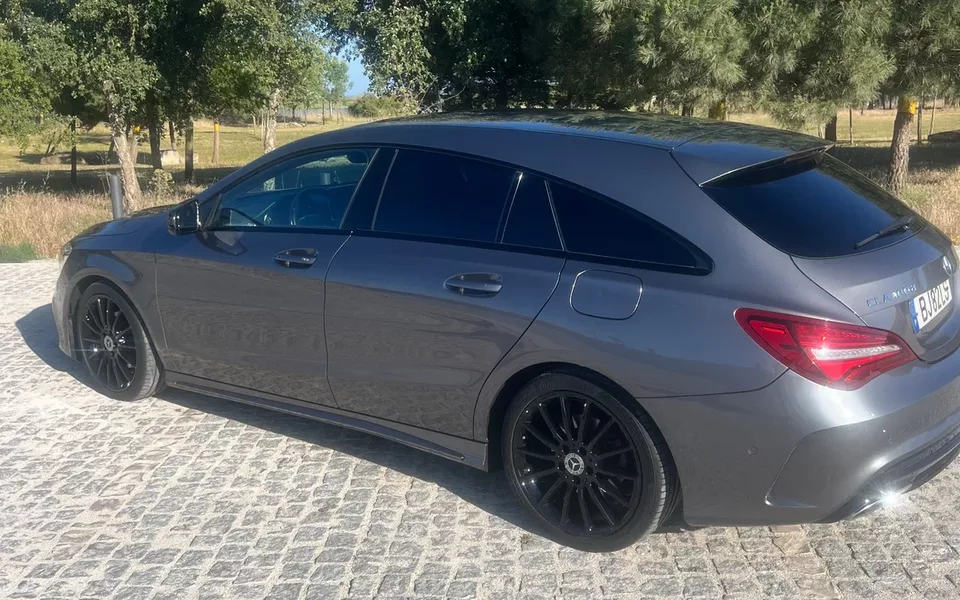 Mercedes-Benz CLA 180