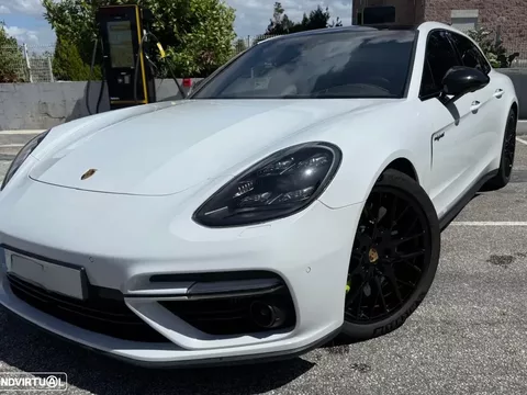 Porsche Panamera Turbo S E-Hybrid Executive
