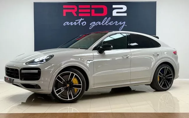 PORSCHE Cayenne Cayenne Turbo S E-Hybrid Aut.