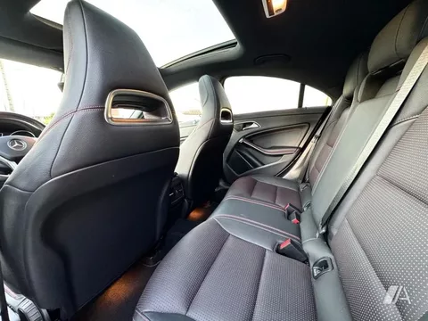 MERCEDES-BENZ Clase CLA CLA 250 AMG Line 4M 7G-DCT