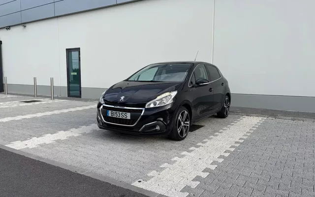 Peugeot 208 1.2 PureTech GT Line EAT6