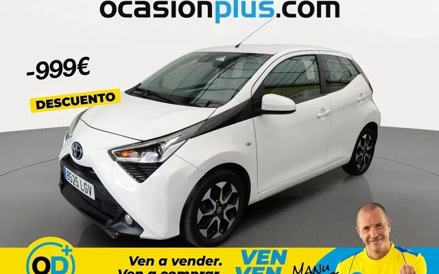 TOYOTA Aygo Aygo 70 x-play x-shift