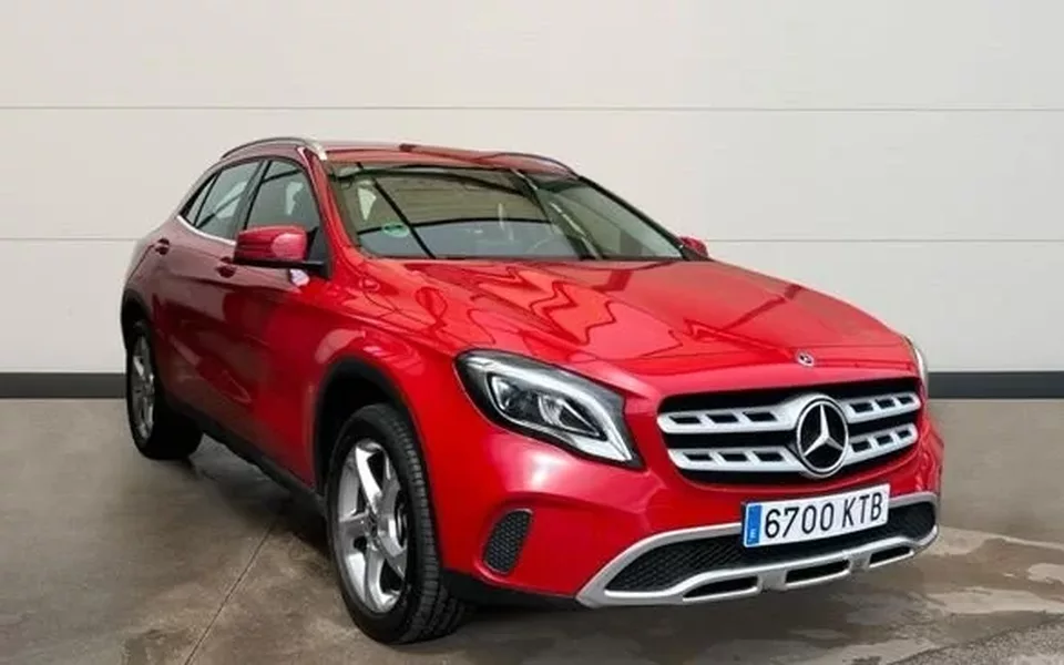 MERCEDES-BENZ Clase GLA 1.6 GLA 180 122 5P