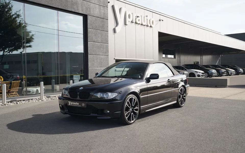 BMW 318Ci Cabrio M-pack Hardtop 1ste Hand Collector in wording Leder Airco Elektrische kap Cruise Elektrische zetels met geheugen Windschut