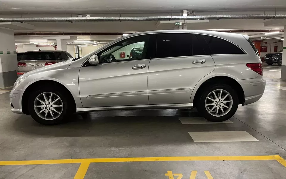 Mercedes-Benz R 320 CDi 4-Matic