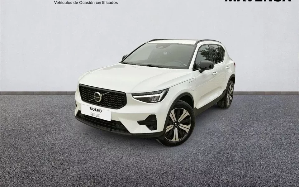 VOLVO XC40 XC40 T4 Recharge Plus Dark Aut. - 37899€ en Almendralejo
