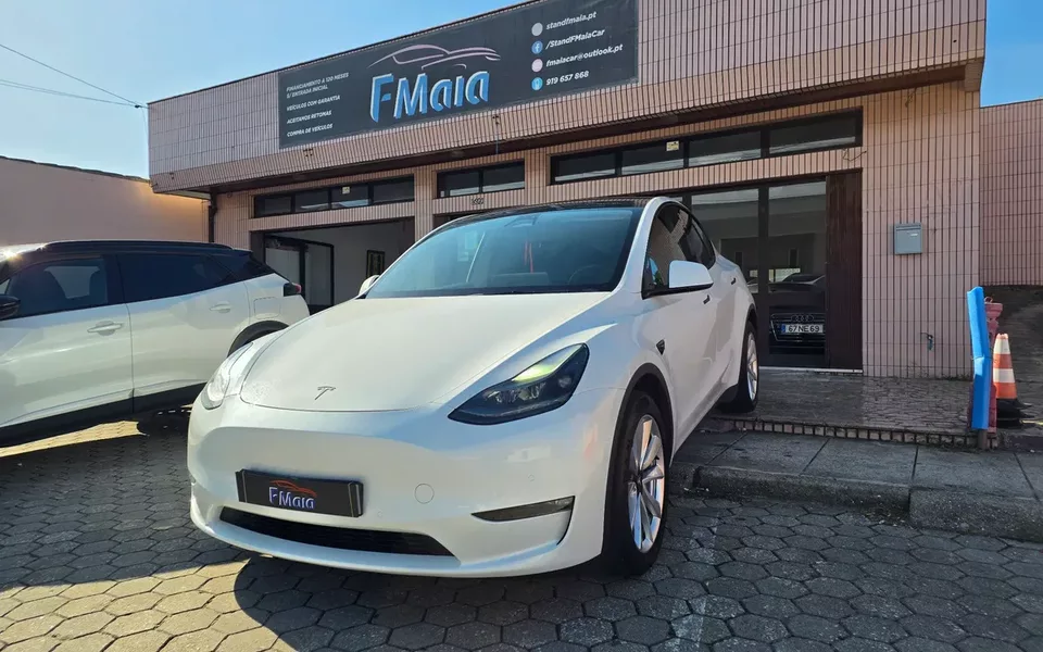 Tesla Model Y Long Range Dual Motor AWD