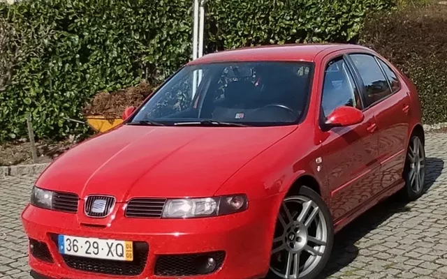 SEAT Leon 1.8 T Cupra R