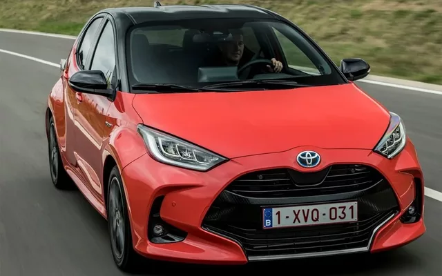 TOYOTA Yaris Yaris 1.0 City