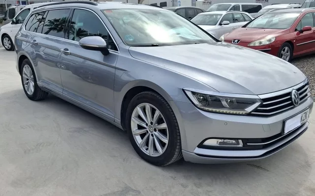 VOLKSWAGEN Passat Passat Variant 2.0TDI R-Line Exclusive