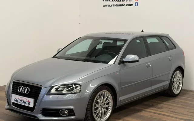 AUDI A3 A3 Sportback 2.0TDI Attraction S-Tronic