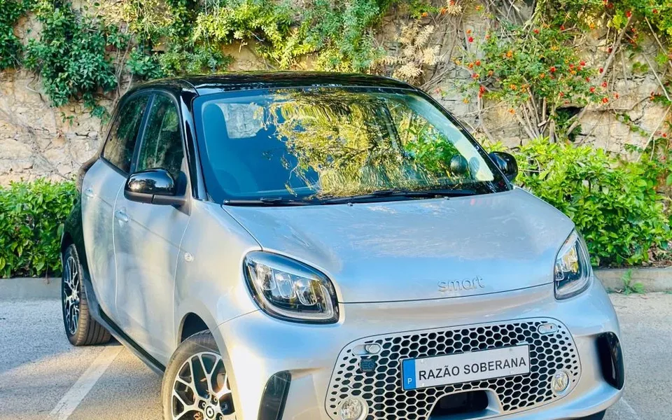 Smart ForFour EQ pulse