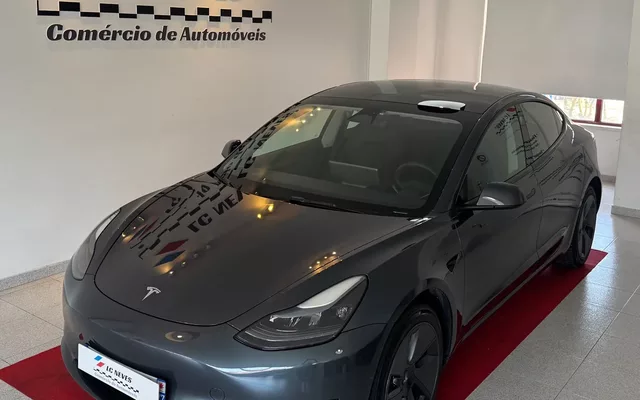 Tesla Model 3 Long Range Tração Traseira