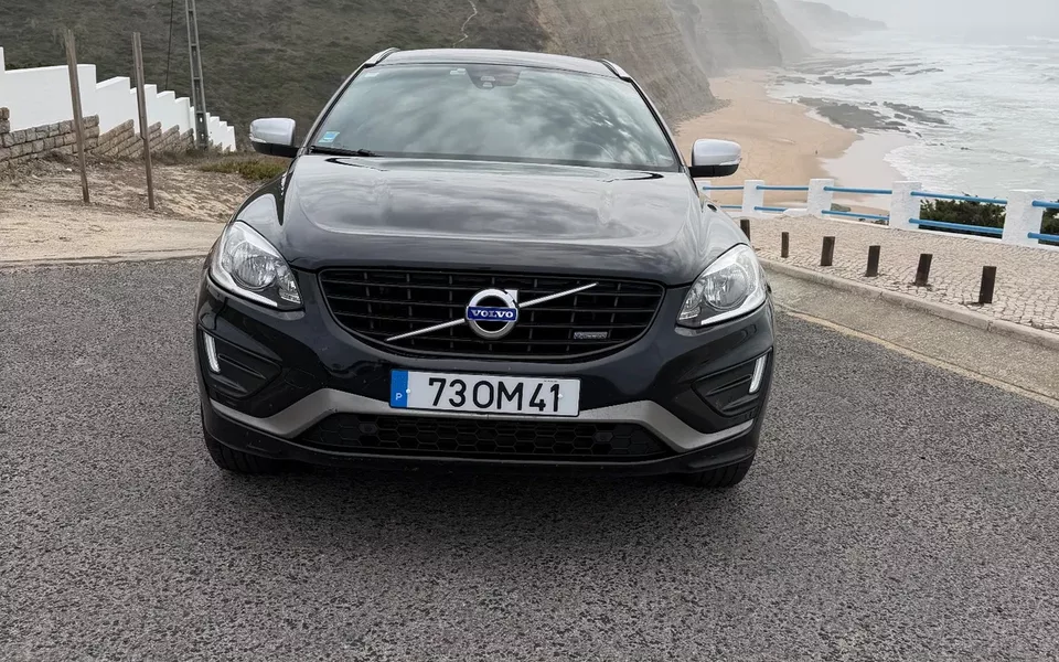 Volvo XC 60 2.0 D4 R-Design