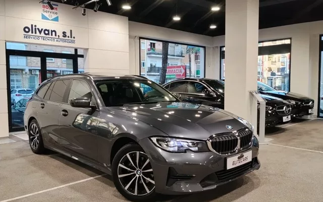 BMW Serie 3 318dA Touring