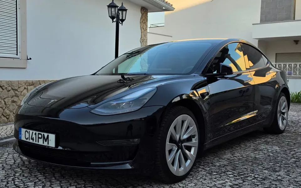 Tesla Model 3 Long Range Tração Integral
