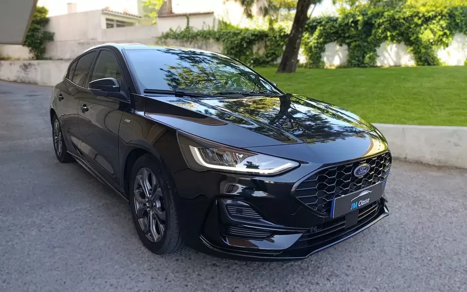 Ford Focus 1.0 EcoBoost MHEV ST-Line X