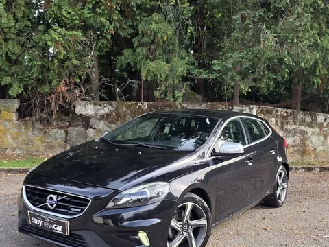 Volvo V40