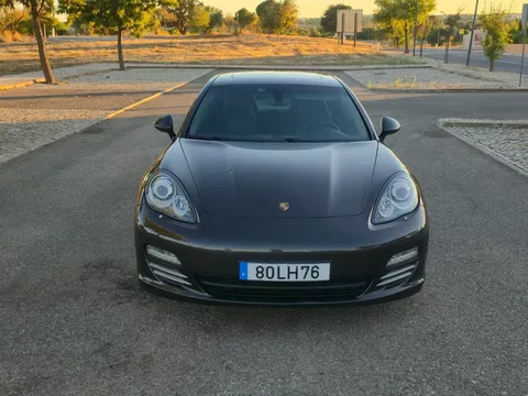 Porsche Panamera 4 PDK