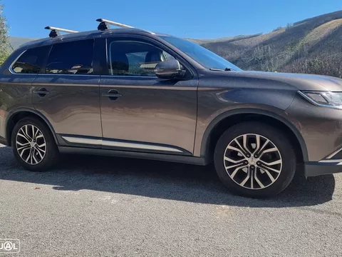 Mitsubishi Outlander 2.2 DI-D Intense+