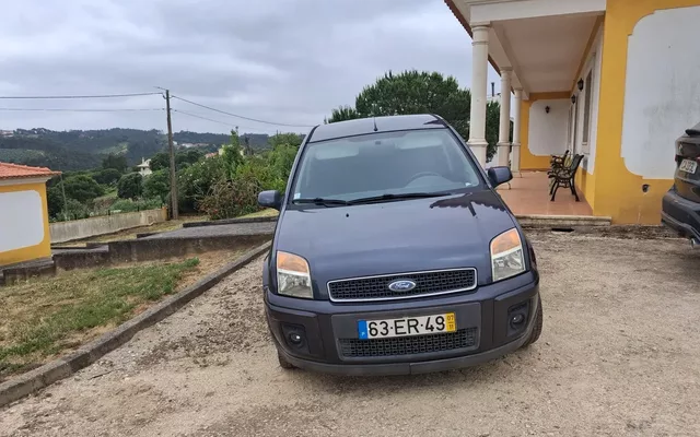 Ford Fusion 1.4 TDCI +