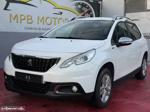 Peugeot 2008 1.2 PureTech Style