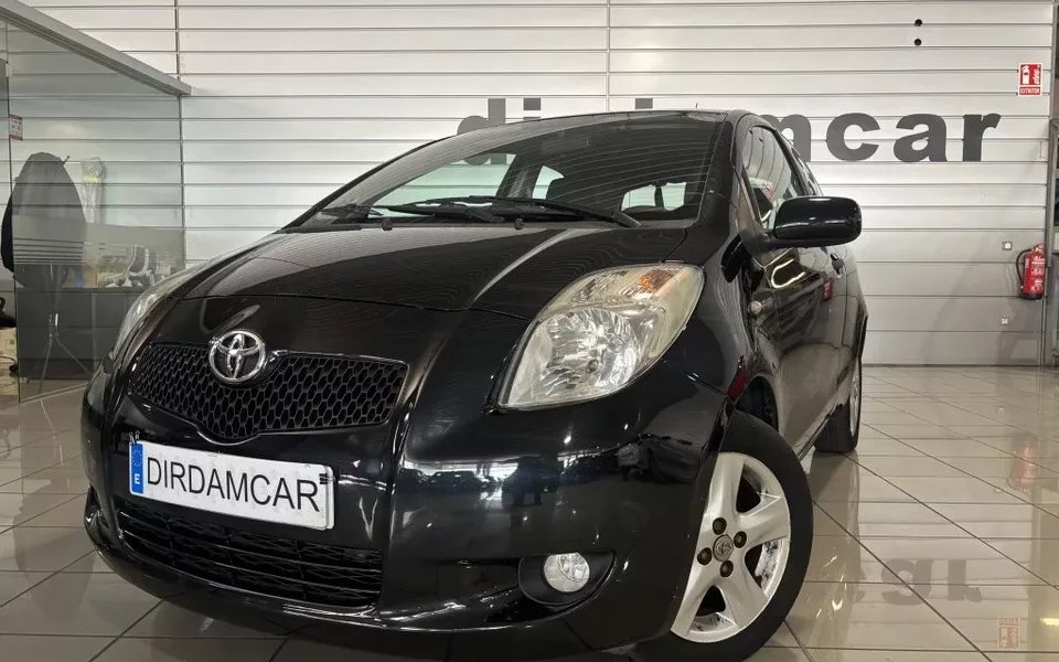 TOYOTA Yaris Yaris 1.4D-4D Sol