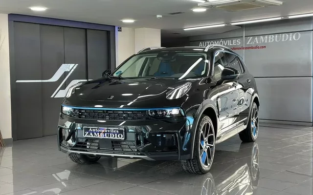 LYNK & CO 01 01 1.5T PHEV