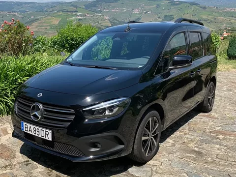 Mercedes-Benz T 180 d Auto Progressive
