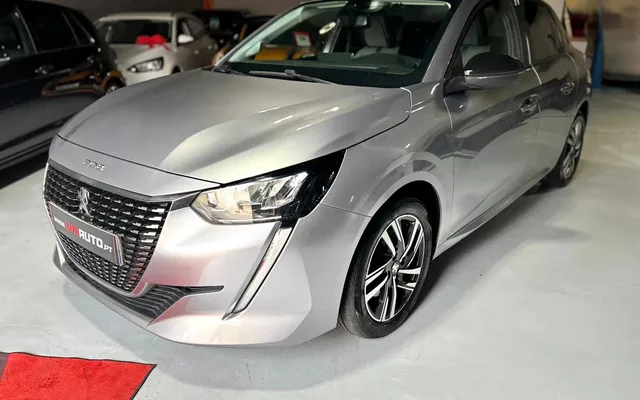 Peugeot 208 PureTech 100 Allure