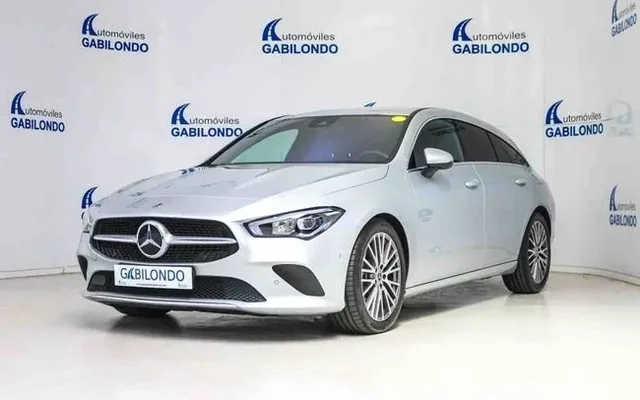 MERCEDES-BENZ Clase CLA Shooting Brake 180 D DCT - 26900€ en Valladolid