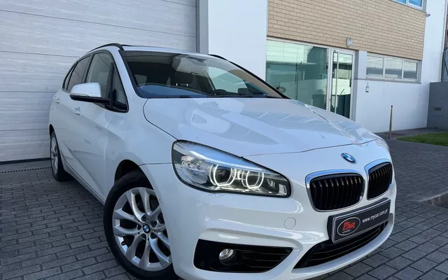 BMW 218 Active Tourer d Line Sport Auto