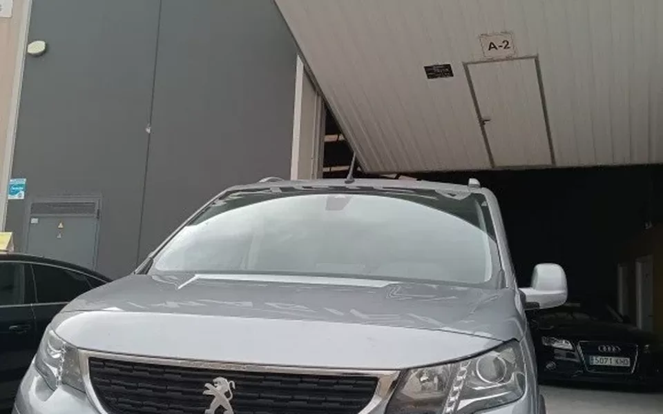 PEUGEOT Rifter Rifter 1.5BlueHDi S&S Long Allure Pack 100