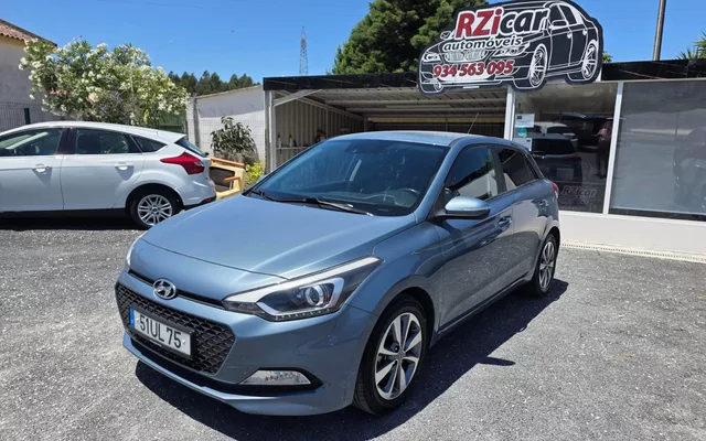 Hyundai i20 1.1 CRDi Comfort+Pack Look+JLL16