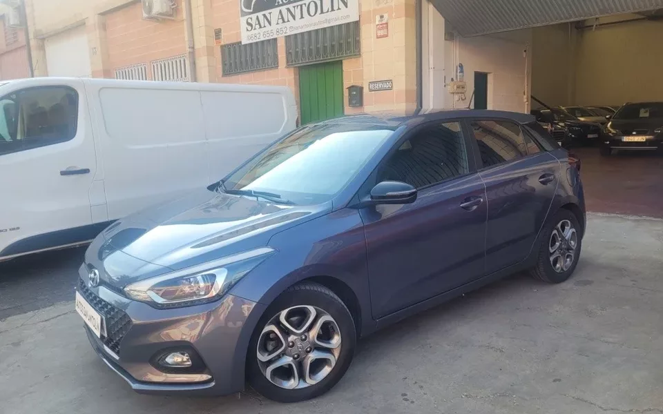 HYUNDAI i20 i20 1.0 TGDI Tecno LE 100