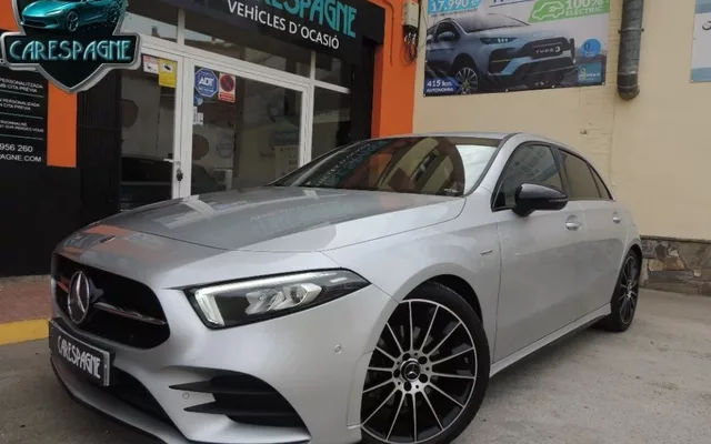 MERCEDES-BENZ Clase A A 200d Sedán 8G-DCT