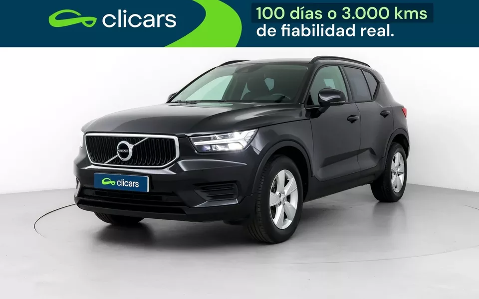 VOLVO XC40 XC40 T2 Momentum Core