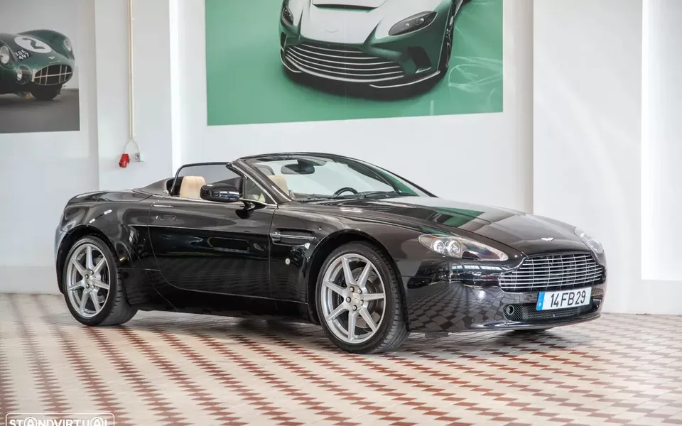 Aston Martin Vantage Coupe V8 Sportshift