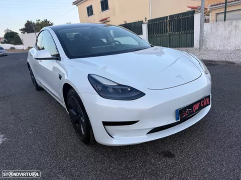 Tesla Model 3 Standard Range Plus RWD