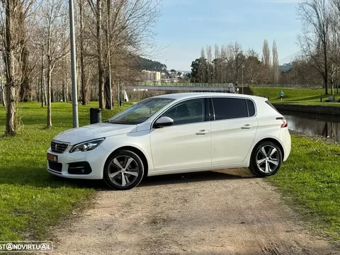 Peugeot 308 1.5 BlueHDi Allure Pack