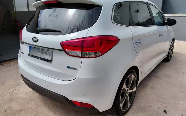 Kia Carens 1.7 CRDi ISG TX
