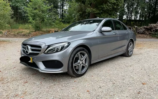 Mercedes-Benz C 220