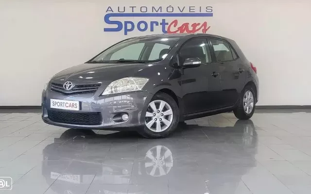 Toyota Auris 1.4 D-4D Sol