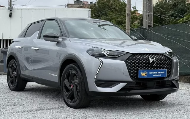 DS DS3 Crossback E-Tense Performance Line
