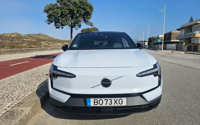 Volvo EX30
