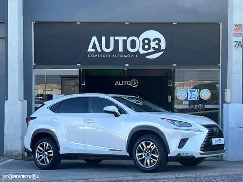 Lexus NX 300h Executive+