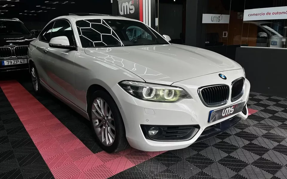 BMW 218 i Coupe Line Luxury Auto