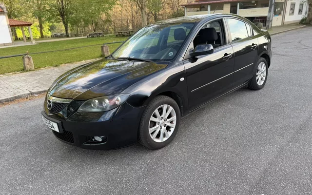 Mazda 3 Sedan